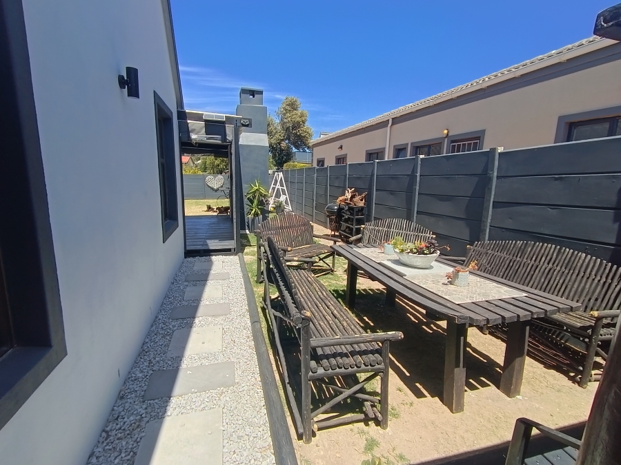 3 Bedroom Property for Sale in Gordons Bay Central Western Cape